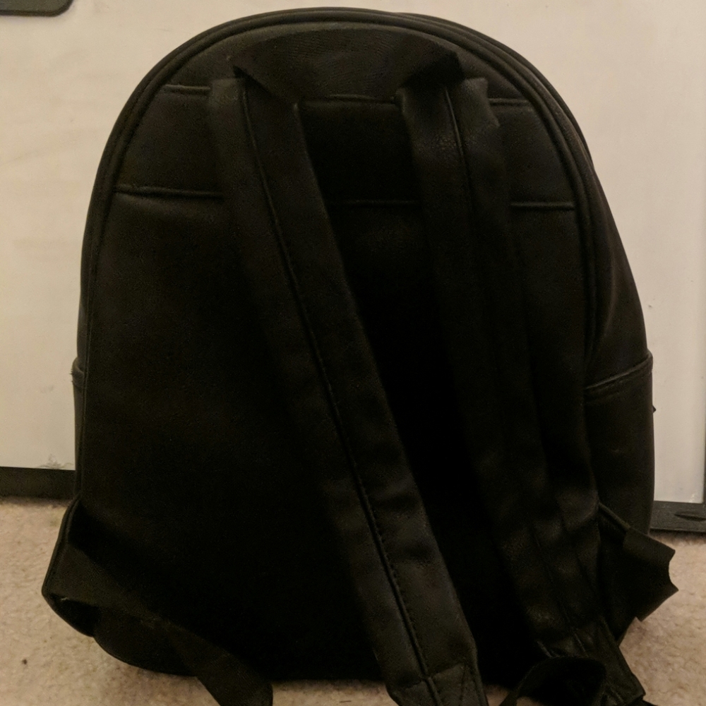 Small black backpack - Picture 3 of 4